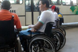 encceja-exterior:-recurso-para-atendimento-especializado-vai-ate-sexta