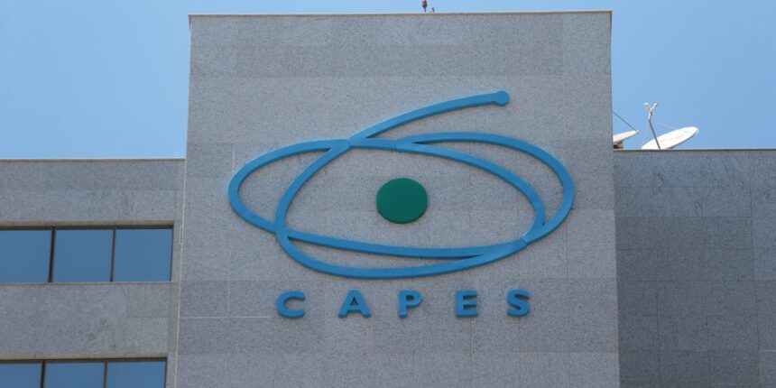 capes:-96-brasileiros-desistiram-de-doutorado-sanduiche-nos-eua