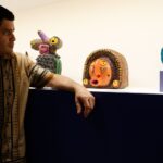 exposicao-traz-monstros-coloridos-de-barro-de-artista-pernambucano