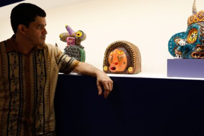 exposicao-traz-monstros-coloridos-de-barro-de-artista-pernambucano