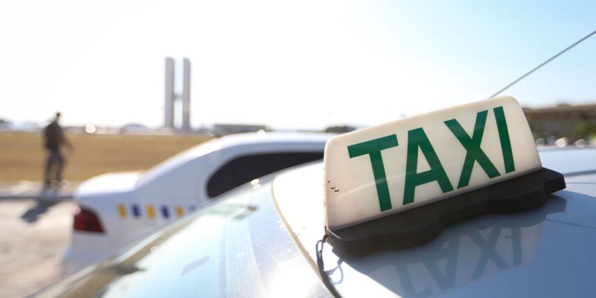 fim-da-taxa-de-verificacao-de-taximetros-beneficiara-300-mil-taxistas