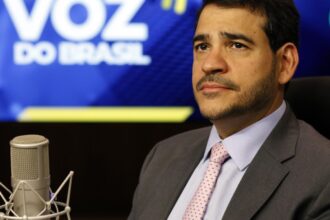 em-artigo-no-ny-times,-jorge-messias-defende-stf-e-soberania-do-brasil