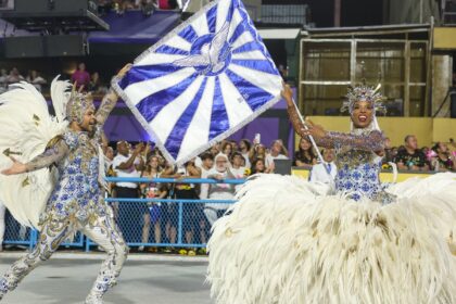 desfile-das-escolas-do-rio-tera-18-jurados-a-mais-no-carnaval-de-2026