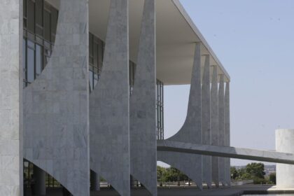 decreto-garante-direito-ao-cuidado-como-trabalho-essencial
