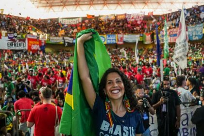 une-vai-puxar-mobilizacao-pela-soberania-e-contra-o-extremismo