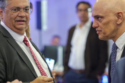 dino-se-solidariza-e-elogia-moraes,-alvo-de-novas-sancoes-dos-eua
