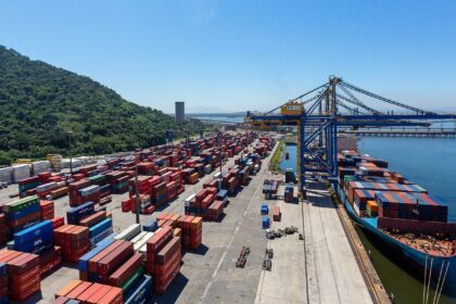 tarifaco-exclui-44,6%-das-exportacoes-do-brasil-para-eua,-informa-mdic