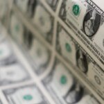dolar-fecha-acima-de-r$-5,60-por-primeira-vez-em-quase-dois-meses