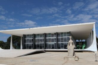 stf-retoma-sessoes-e-fara-defesa-de-moraes;-acompanhe-ao-vivo