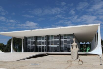 stf-retoma-sessoes-e-fara-defesa-de-moraes;-acompanhe-ao-vivo
