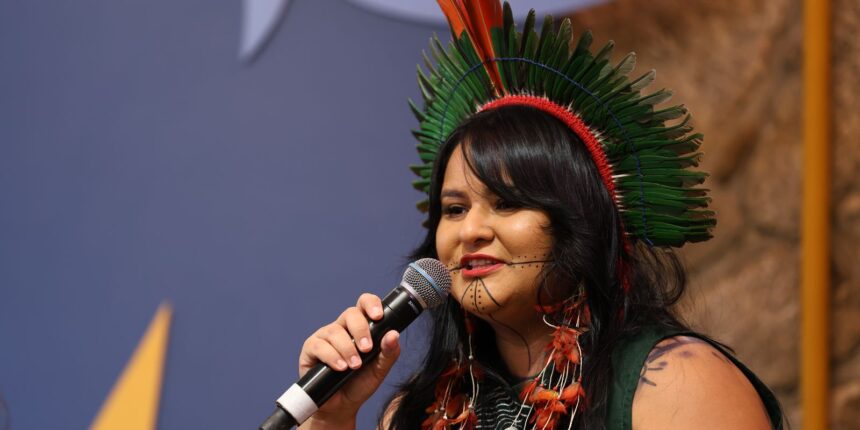 vozes-indigenas-ganham-projecao-na-festa-literaria-de-paraty