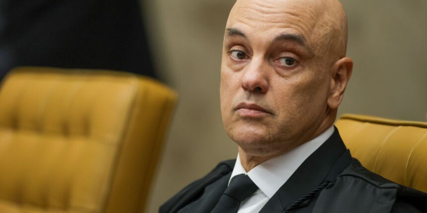 moraes-decreta-prisao-domiciliar-de-bolsonaro