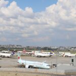 avioes-quase-batem-durante-taxiamento-no-aeroporto-internacional-de-sp