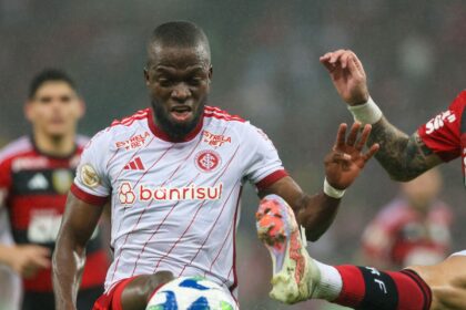 fla-e-inter-iniciam-disputa-por-vaga-nas-quartas-da-libertadores