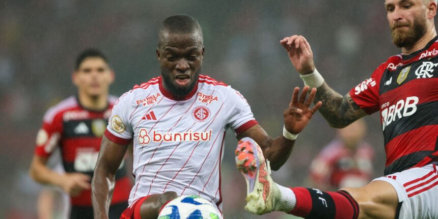 fla-e-inter-iniciam-disputa-por-vaga-nas-quartas-da-libertadores