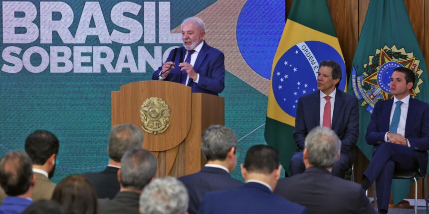 “mundo-esta-avido-para-fazer-negociacao-com-o-brasil”,-afirma-lula