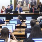 ccj-aprova-aumento-de-pena-para-aliciamento-de-criancas-na-internet