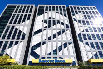 bb-tem-lucro-de-r$-11,2-bi-no-primeiro-semestre,-queda-de-40,7%