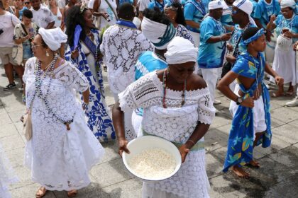 fortaleza-celebra-dia-de-iemanja-com-festejos-pela-cidade