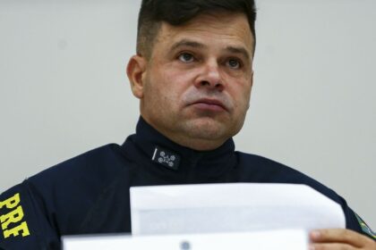 ex-diretor-tera-que-pagar-quase-r$-550-mil-por-uso-politico-da-prf