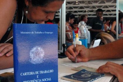 numero-de-pessoas-em-busca-de-emprego-cai-21%-no-segundo-trimestre