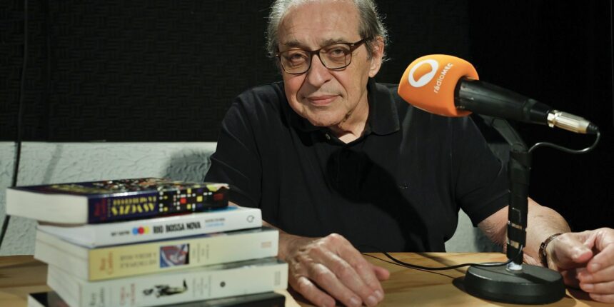 serie-de-ruy-castro-dedicada-a-tom-jobim-estreia-na-radio-mec