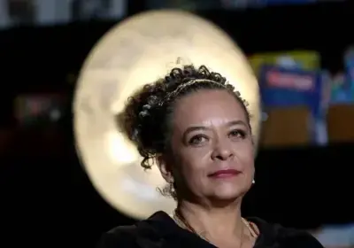 uma-mulher-negra-e-eleita-para-a-academia-brasileira-de-letras-pela-primeira-vez-em-128-anos
