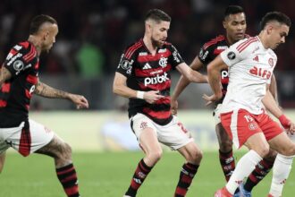 nacional-acompanha-duelo-final-entre-inter-e-fla-pela-libertadores