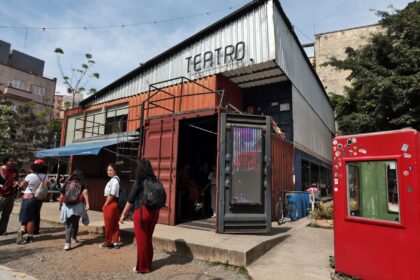 mp-questiona-nunes-sobre-ordem-contra-artistas-do-teatro-de-conteiner