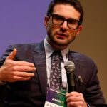 tarifaco-e-ineficaz-ate-para-americanos,-diz-economista-de-harvard