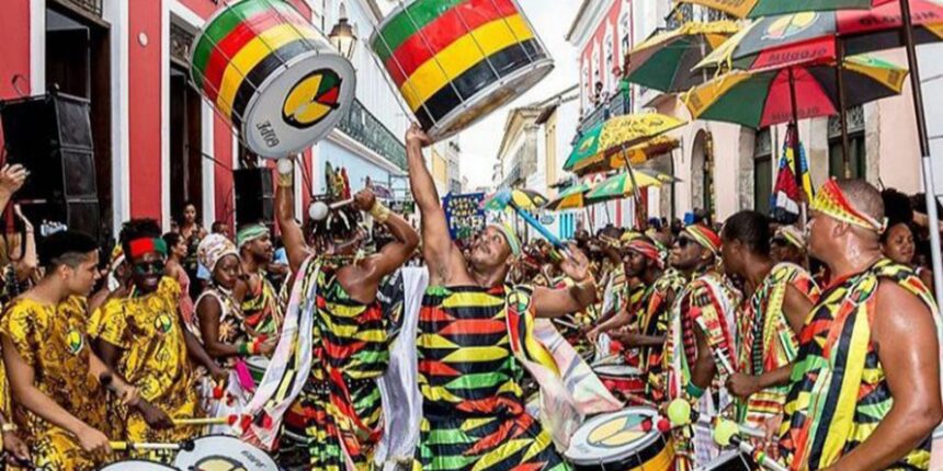 olodum-comandara-a-tradicional-lavagem-de-madeleine,-em-paris 