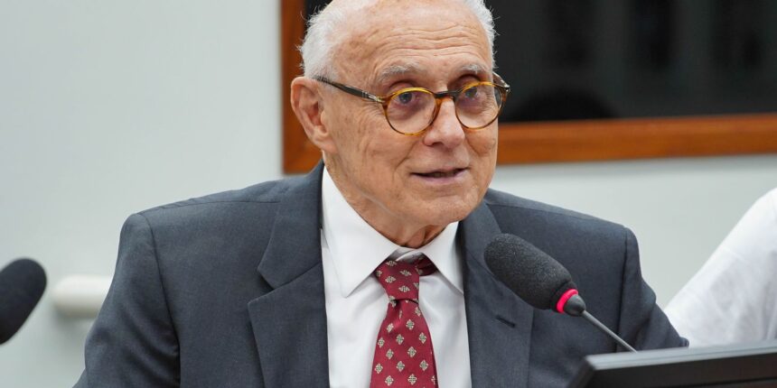 suplicy-passa-mal-e-e-internado-em-niteroi