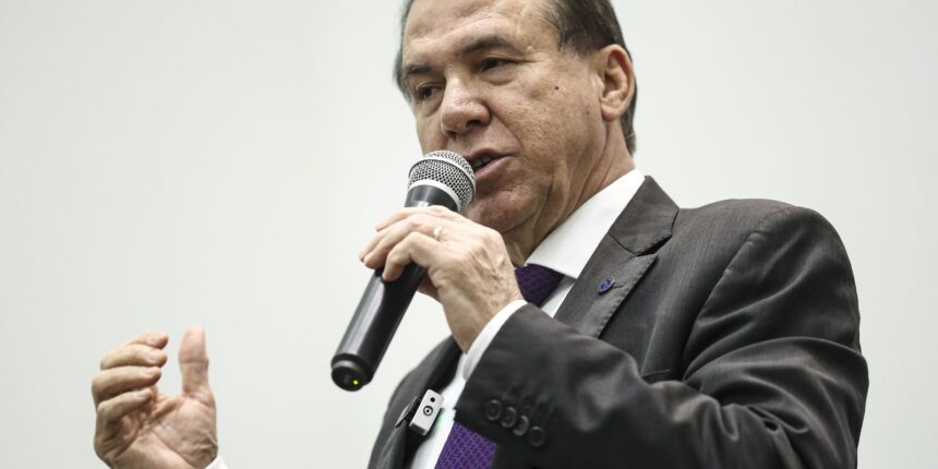 juro-alto-preocupa-mais-que-tarifaco,-diz-luiz-marinho