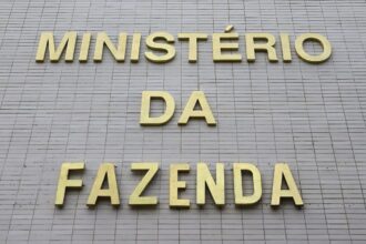 cmn-ajusta-regulamentacao-de-credito-a-empresas-afetadas-por-tarifaco