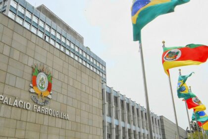 corpo-de-verissimo-sera-velado-na-assembleia-legislativa-do-rs