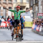 lauro-chaman-leva-tricampeonato-mundial-de-paraciclismo-na-belgica