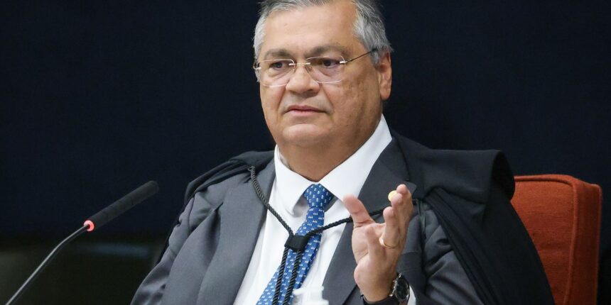 dino-vota-pela-condenacao-de-bolsonaro-e-mais-sete;-placar-esta-2-a-0