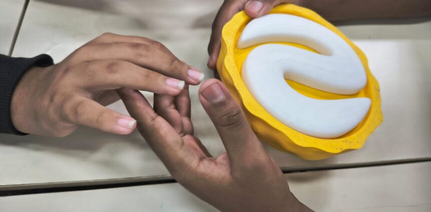 ciencia-com-tato:-impressao-3d-abre-caminho-para-inclusao-de-pessoas-com-deficiencia-visual