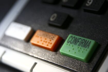 stf:-bolsonaro-e-outros-condenados-ficarao-inelegiveis-por-oito-anos