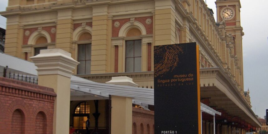 mostra-atlanticos-e-inaugurada-no-museu-da-lingua-portuguesa-em-sp