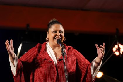 em-show,-fabiana-cozza-propoe-a-uniao-e-o-fim-da-intolerancia