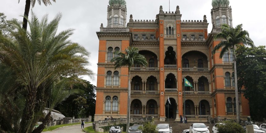 institutos-de-saude-do-brics-propoem-fortalecimento-de-parcerias