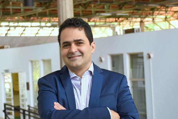 economista-critica-transicao-energetica-via-mercado-de-carbono