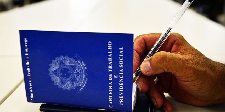 desemprego-recua-para-5,6%,-a-menor-taxa-desde-2012,-mostra-ibge