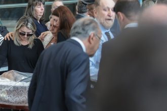 corpo-de-ex-delegado-geral-executado-em-praia-grande-e-velado-na-alesp