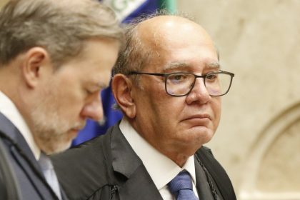 mendes-pede-parecer-sobre-acoes-contra-impeachment-de-ministros-do-stf
