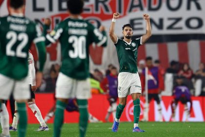 palmeiras-supera-pressao-e-derrota-river-no-monumental-de-nunez