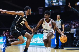 basquete:-flamengo-estreia-no-mundial-de-clubes-com-derrota