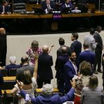 motta-anuncia-votacao-de-urgencia-para-projeto-de-anistia-a-golpistas