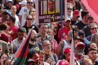 atos-contra-anistia-e-a-pec-da-blindagem-ocorrem-hoje-em-todo-pais